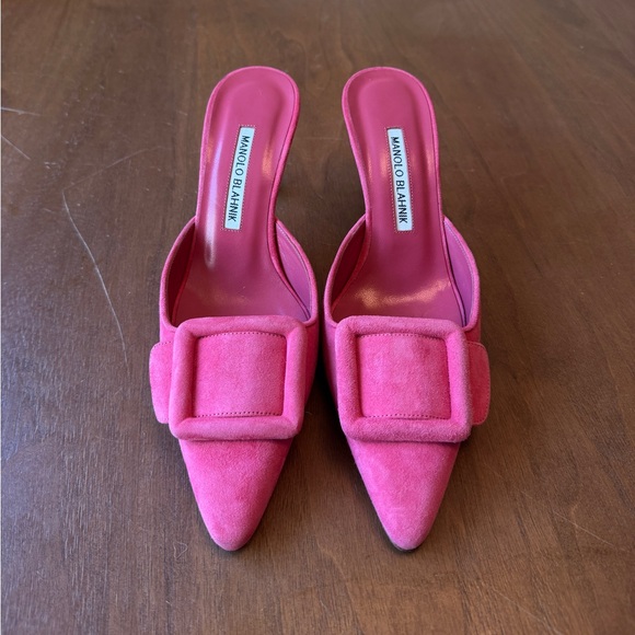 Manolo Blahnik Shoes - Manolo Blahnik